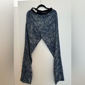 BCBGMaxAzria Black and White Patterned Straight Leg Pants MICHAEL